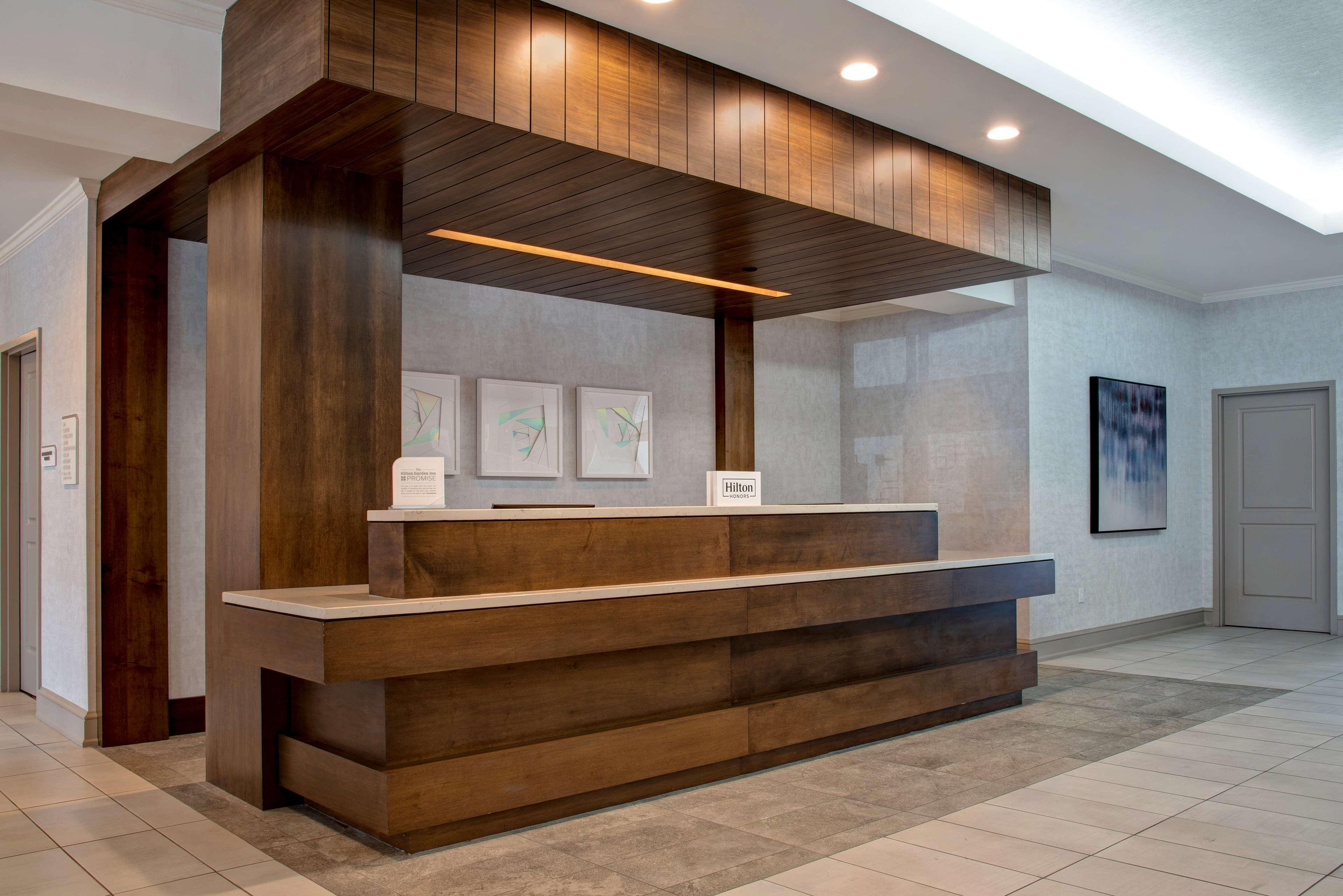 Hilton Garden Inn Kansas City/Kansas Buitenkant foto
