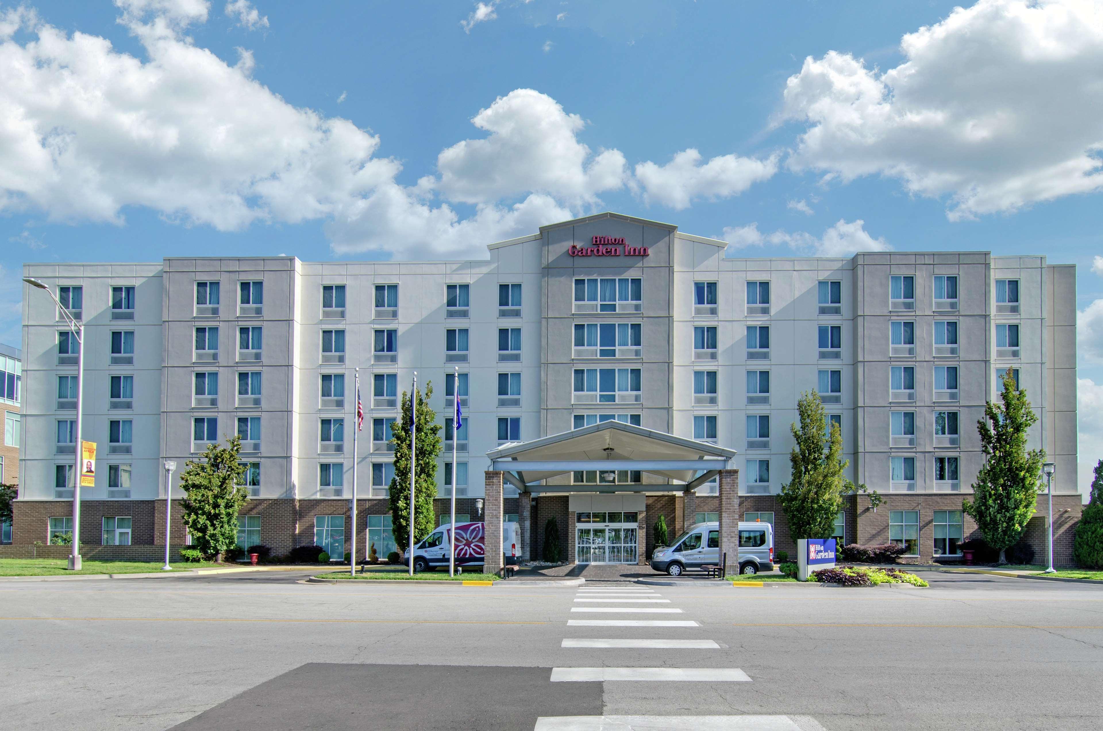 Hilton Garden Inn Kansas City/Kansas Buitenkant foto