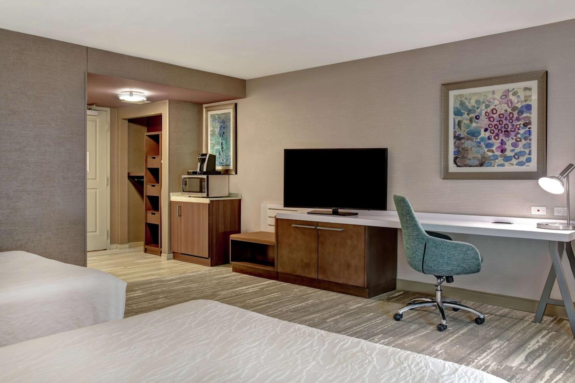 Hilton Garden Inn Kansas City/Kansas Buitenkant foto